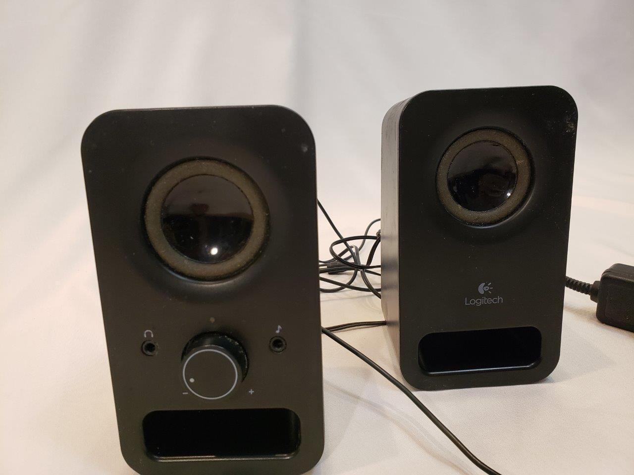 Logitech Multimedia Compact Stereo Speakers Z150 S-00134 - Computer store