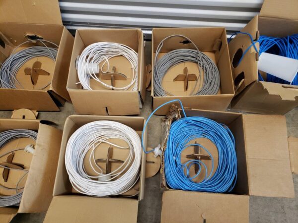 CAT5e cable 7 bundles boxes of various lengths totaling over 3000ft of wiring