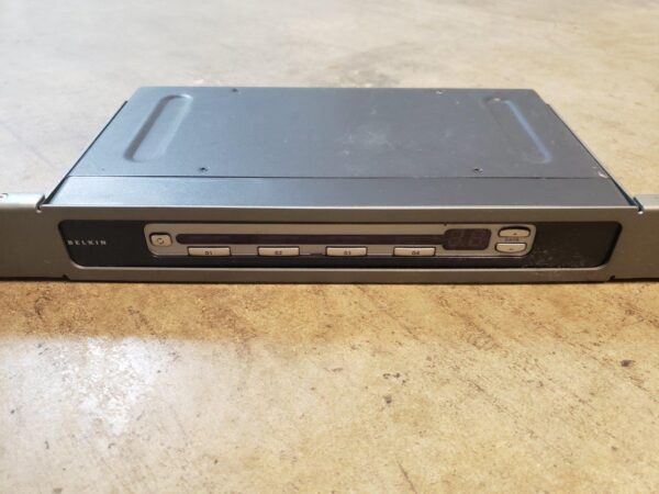 Belkin OmniView 4-Port KVM Switch - Image 2
