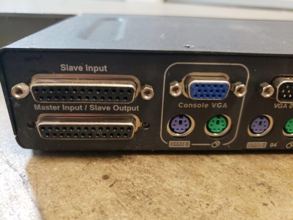 Belkin OmniView 4-Port KVM Switch - Image 6