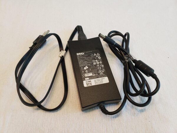 Dell 130W Laptop AC Adapter Charger DA130PE1-00 JU012