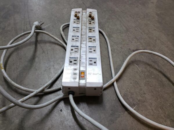 Belkin Pure AV F9A1033-12 Isolator Home Theater Surge Protector, 12FT - Image 7