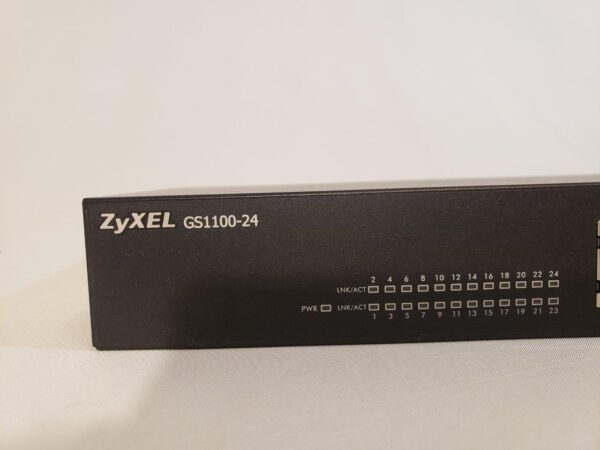 Zyxel GS1100-24 Fanless 24-Port Switch with Gigabit Option - Image 4