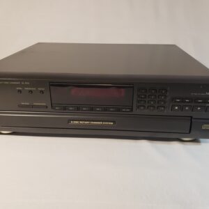 Technics SL-PD5 Stereo MASH CD Player 5-Disc Changer with Digital Output