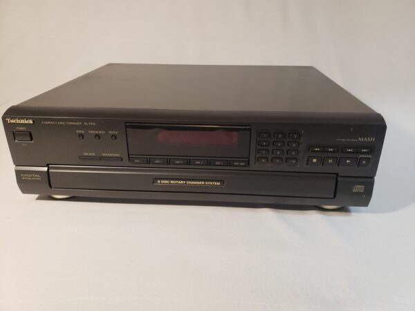 Technics SL-PD5 Stereo MASH CD Player 5-Disc Changer with Digital Output