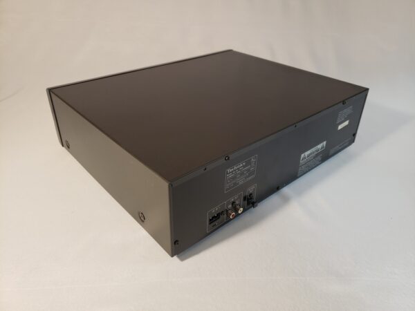 Technics SL-PD5 Stereo MASH CD Player 5-Disc Changer with Digital Output - Image 7