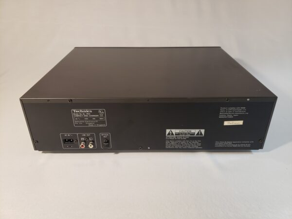 Technics SL-PD5 Stereo MASH CD Player 5-Disc Changer with Digital Output - Image 8