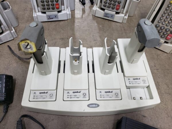Lot of 4 Symbol PDT-6840 Portable Data Terminal Barcode Scanners + 4x Symbol CBU 3865 59942-01-00 21-32665-02 Single Slot Charger Cradle + 4 Slot Battery Charger Station 20-33569-01 + Symbol SYM04-2 p/n 50-14001-008 Power Supply Adapter - Image 4