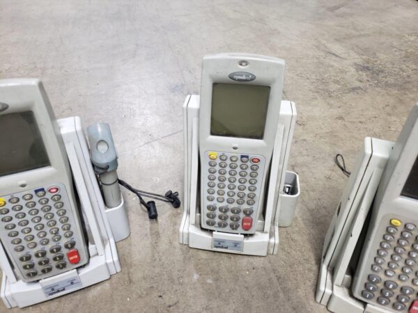 Lot of 4 Symbol PDT-6840 Portable Data Terminal Barcode Scanners + 4x Symbol CBU 3865 59942-01-00 21-32665-02 Single Slot Charger Cradle + 4 Slot Battery Charger Station 20-33569-01 + Symbol SYM04-2 p/n 50-14001-008 Power Supply Adapter - Image 7