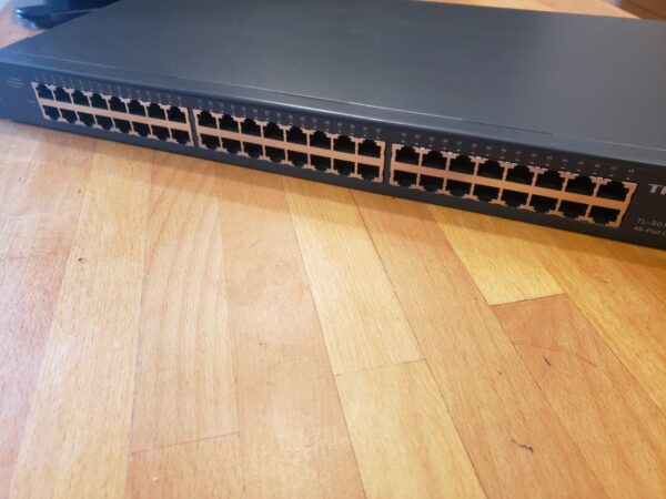 TP-Link 48 Port Gigabit Ethernet Switch TL-SG1048 - Image 4