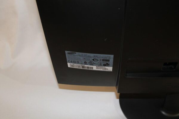 24" Widescreen Samsung SyncMaster E2420 1920x1080 16:9 Full HD LCD Monitor VGA DVI Grade B - Image 9