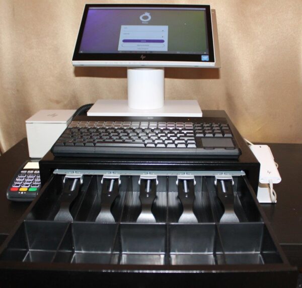 Complete HP POS Solution based on HP Engage One All-in-One System model 141