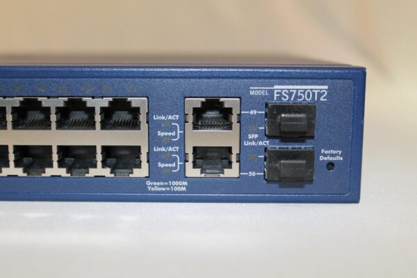 NETGEAR ProSafe FS750T2 48-port 10/100Base-TX Smart switch w/ 2 Gigabit ports - Image 15