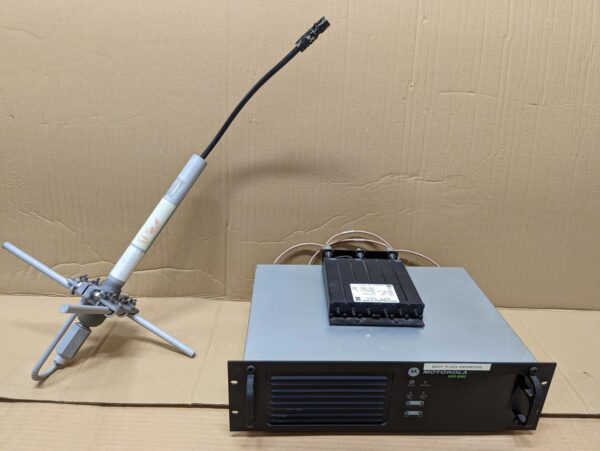 Motorola XPR8300 UHF Repeater, Model AAM27TRR9JA7AN + RFS Radio Frequency Systems Mobile Duplexer TDE7780A + Antena - Image 19